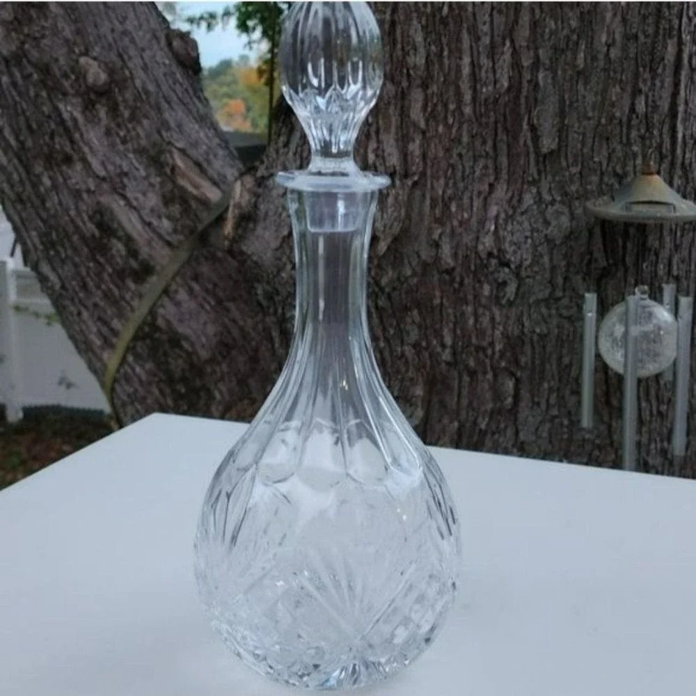 Godinger Liquor Decanter For Wine & Whiskey Dublin Collection 28oz - 850 ml NEW